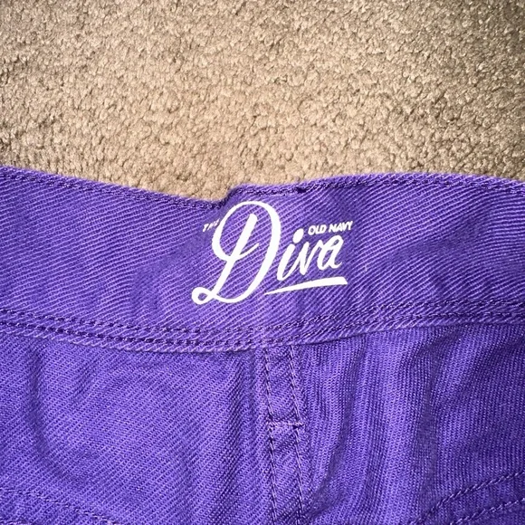NWOT women’s old navy the diva royal purple denim low rise shorts! - Picture 6 of 6